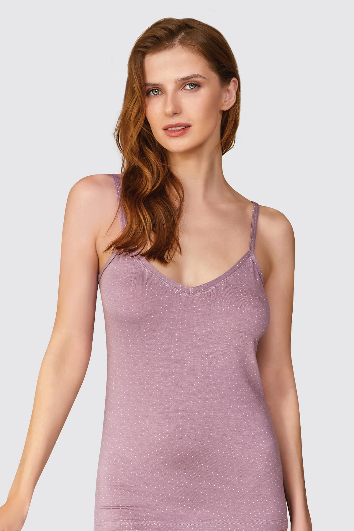 Berrak 7034 Bayan İp Askılı Atlet